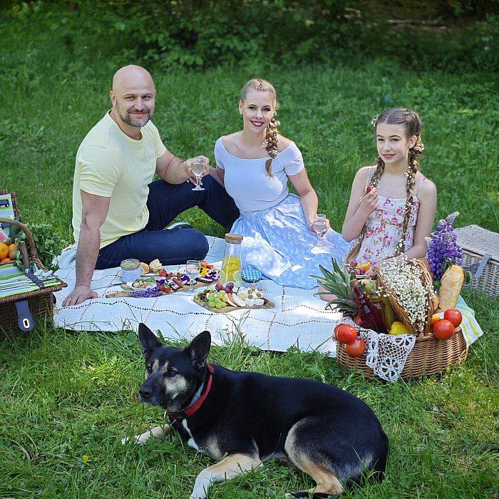 Weekendowe kosze piknikowe